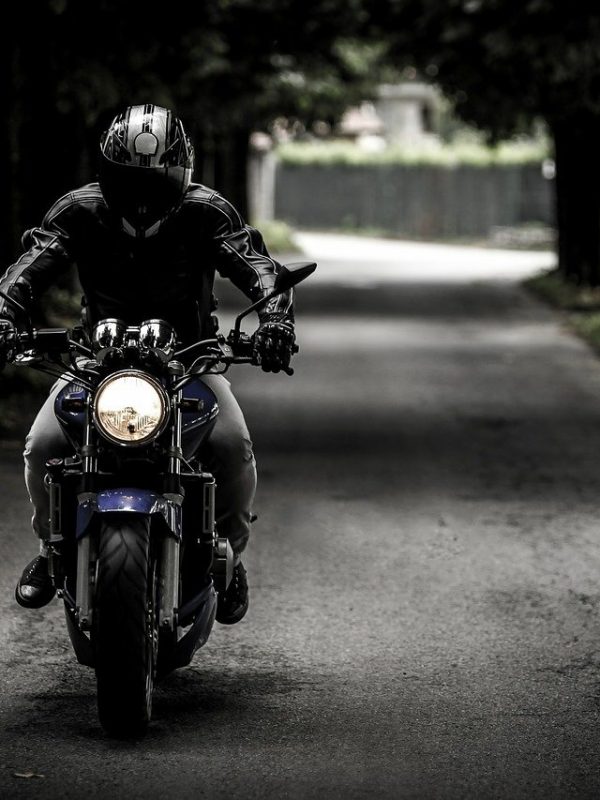 biker-407123_1280